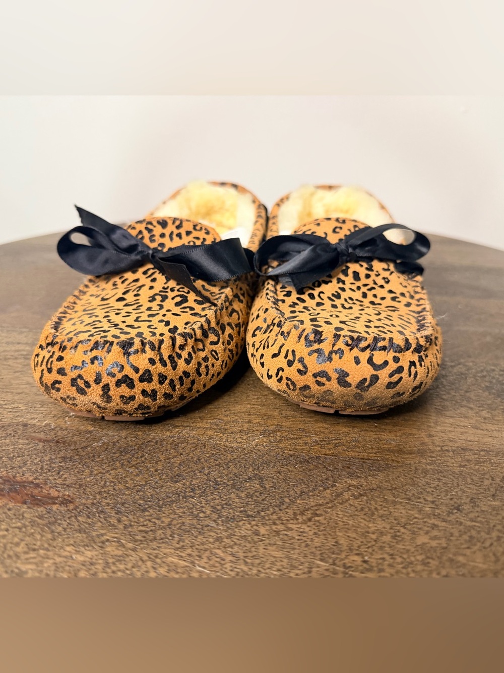 UGG Leopard Print Slip-On Shoes in Tan and Brown Size 8
